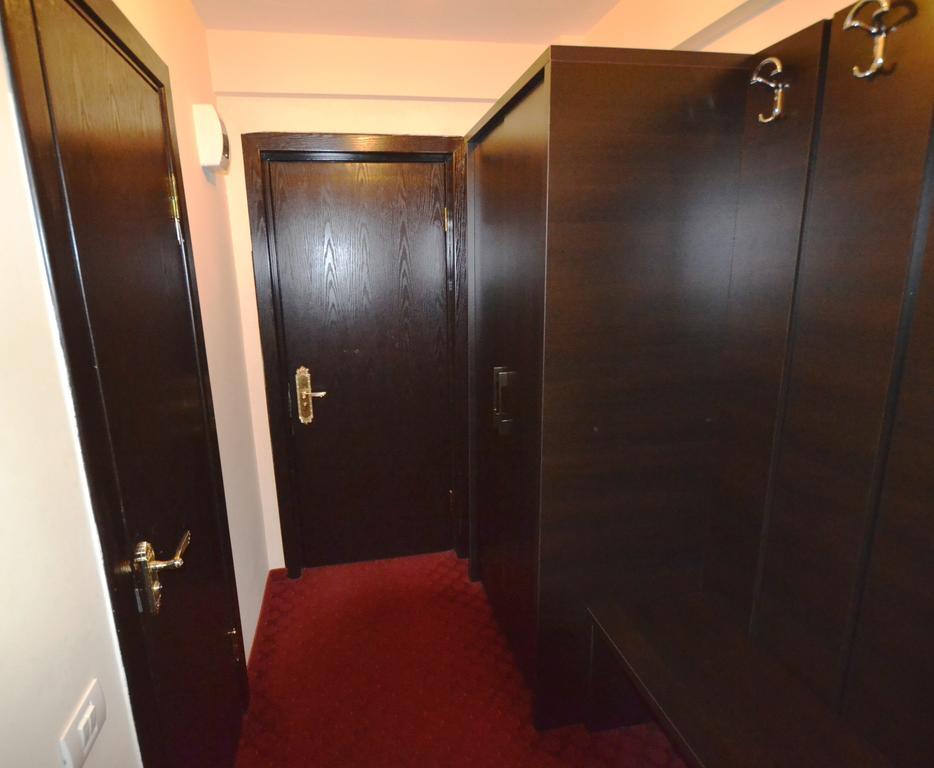 Hotel Ancor Βουκουρέστι Δωμάτιο φωτογραφία